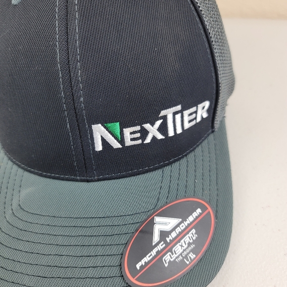 Pacific Headwear Fitted Flexfit Size L-XL
Baseball - Picture 3 of 6